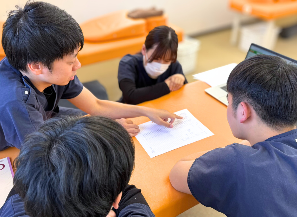 ⚠️SNSの腰痛改善法、信じて大丈夫？✨腰痛に強い上田市の整体院「うえだBJ整骨院」が危険性を解説🔥