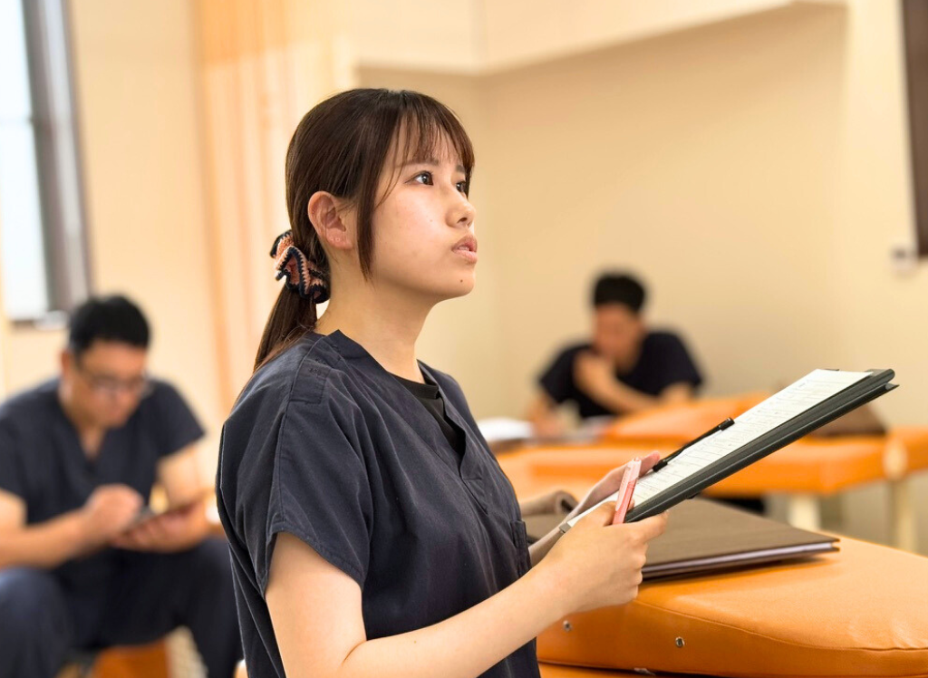 【✨腰痛を放置するとどうなる?未来予測‼️】 ✨肩こり腰痛改善に強い上田市の鍼灸整体院「うえだBJ整骨院」が解説⚠️